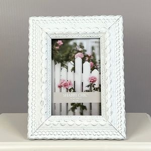 New Shabby Chic White Frame!